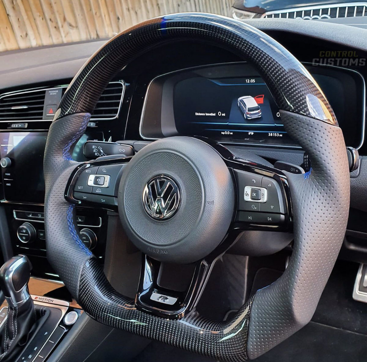 Volante Volkswagen R instalado