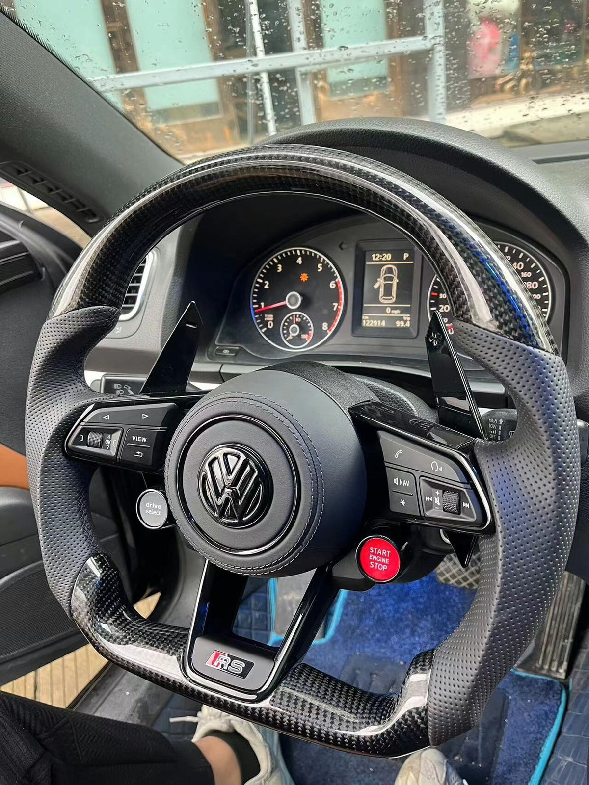 Volante Volkswagen R8 instalado